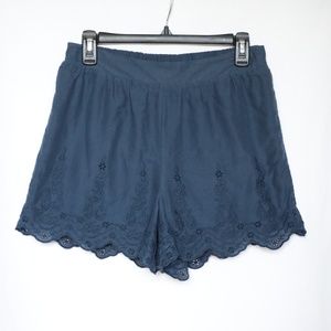 Lauren Conrad LC Blue Scalloped Lace Short Small